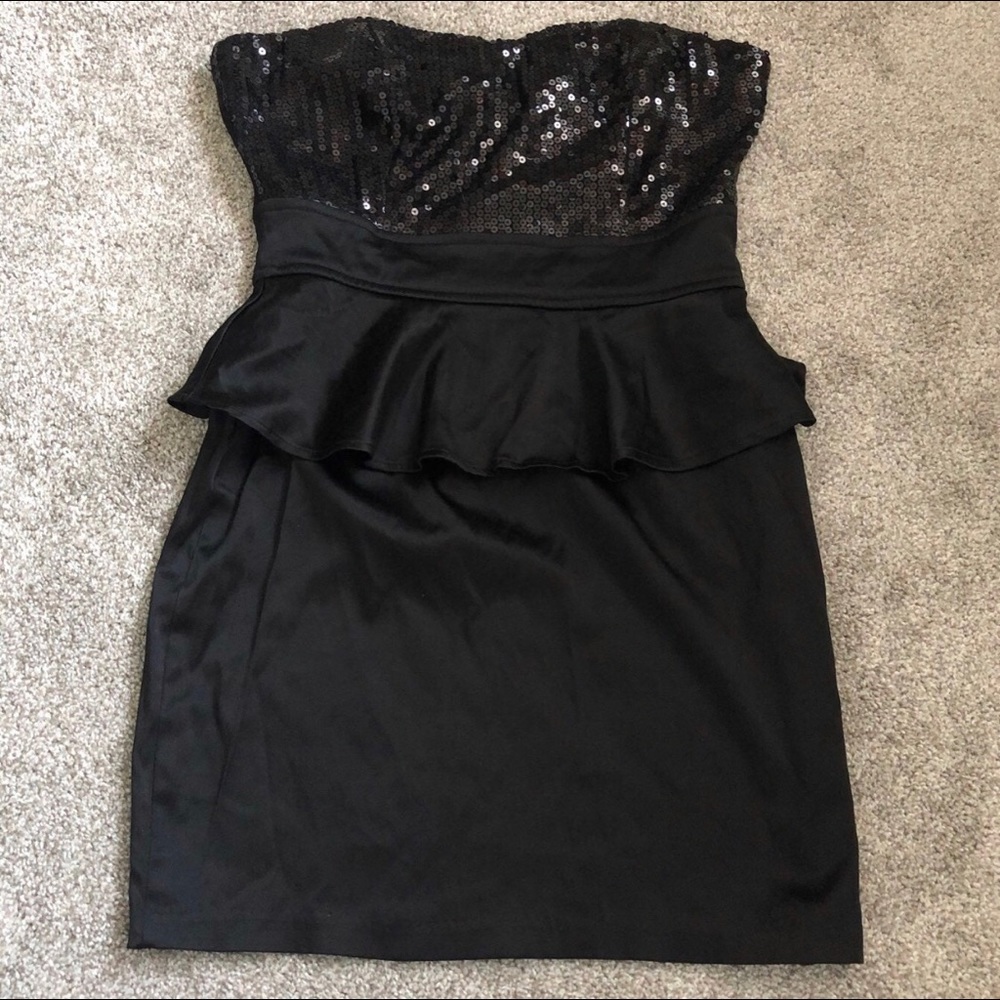 Forever 21 satin peplum sequin dress
